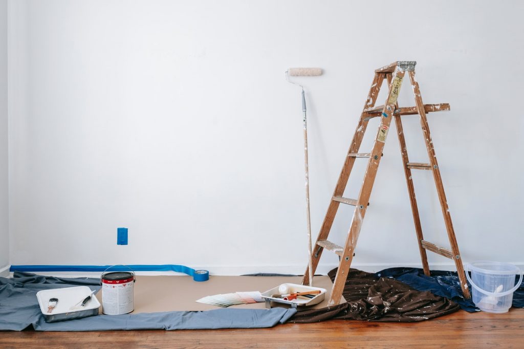 Why You Should Hire a Painting Company?
